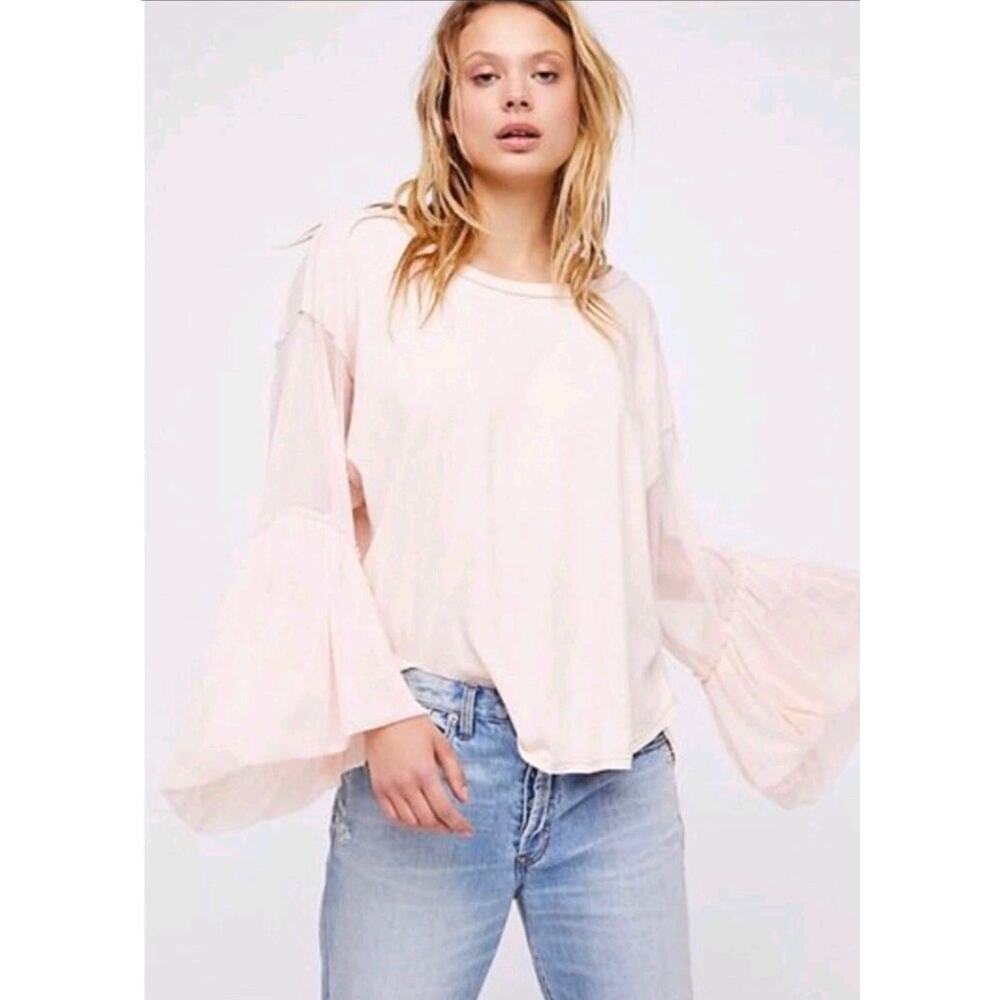 Free people we the free pink still got it top S mesh sleeve